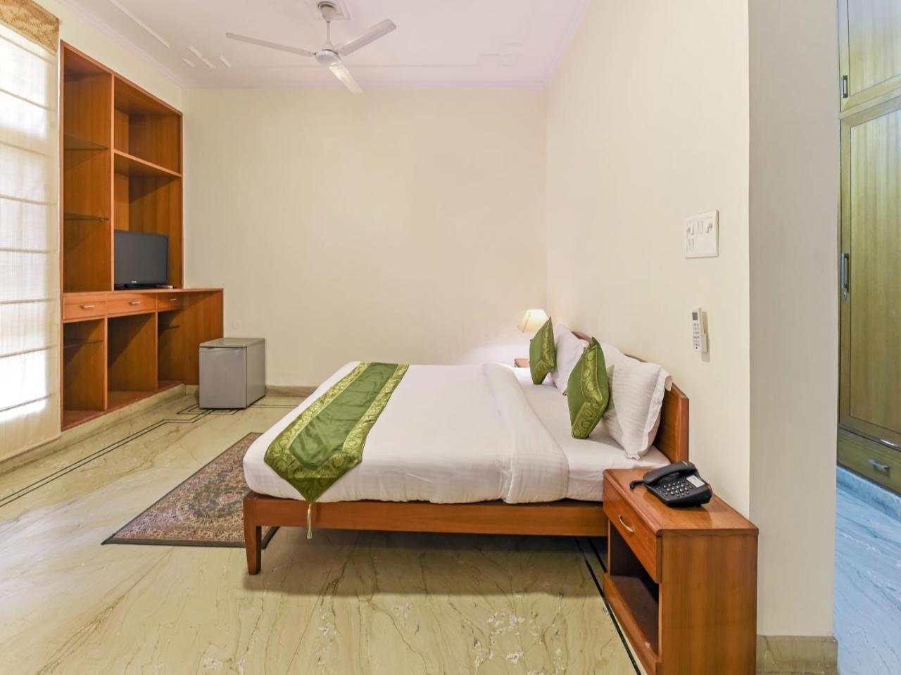 Hotel Treebo Trip The Nest Corporate Greater Noida Exteriér fotografie