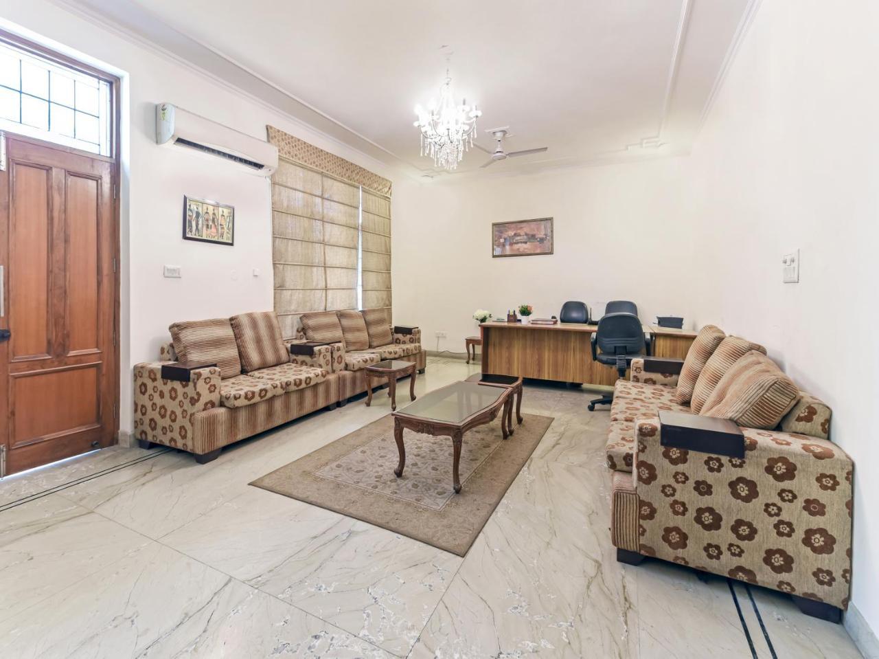 Hotel Treebo Trip The Nest Corporate Greater Noida Exteriér fotografie